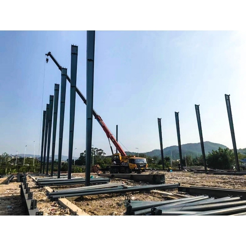 鉄鋼構造の建物を備えた 鉄鋼構造の工場倉庫