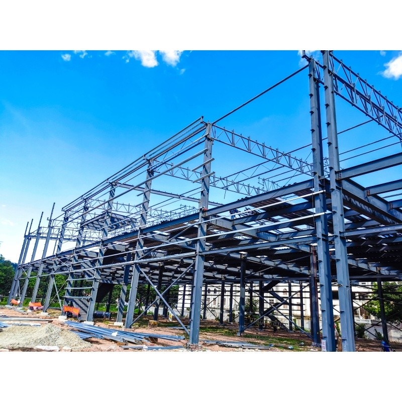 鉄鋼構造の建物を備えた 鉄鋼構造の工場倉庫