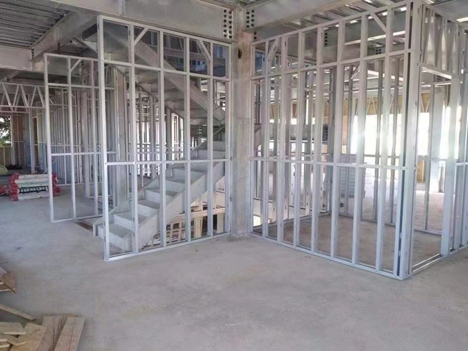隔音 斜面 屋根 ビラ 多階建て 軽鋼 病院用 ゲージ 家
